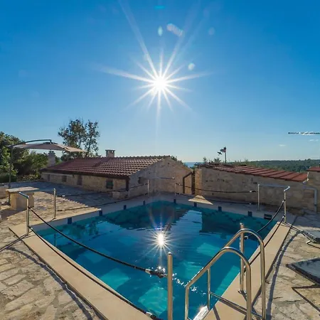 Holiday home Stone House Lozica *