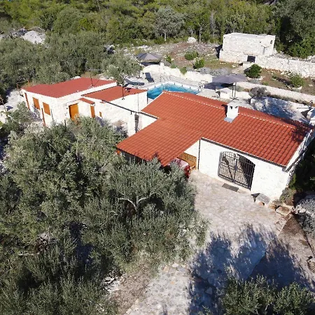 Stone House Lozica *