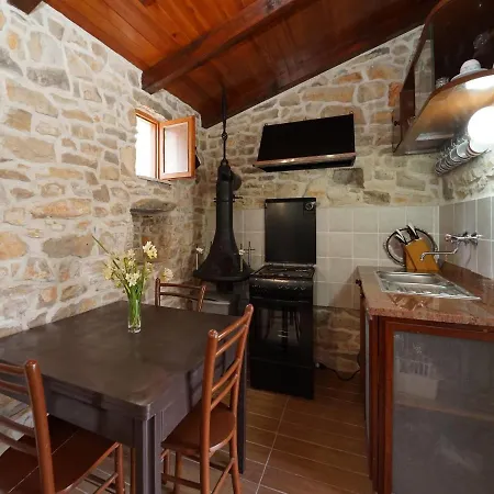Stone House Lozica Holiday home