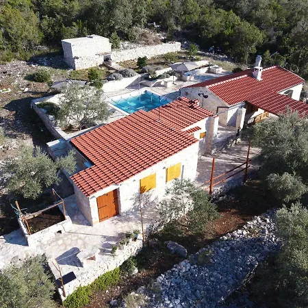 Stone House Lozica Ferienhaus *
