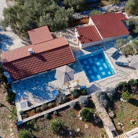 Stone House Lozica Ferienhaus